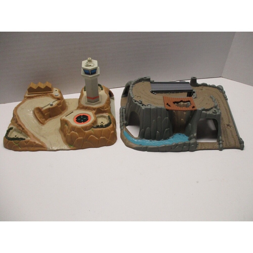 Vintage Galoob Micro Machines Battle Zones Hornet Hill And Eagle Ridge Playsets
